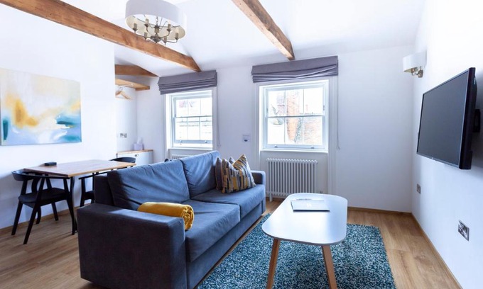 Canterbury Hotel | Number 8