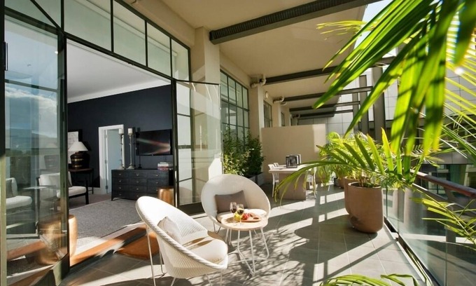 Auckland Central Business District Apartment | NY-style apt, 2 bed, large sunny terrace, rooftop pool Auckland City