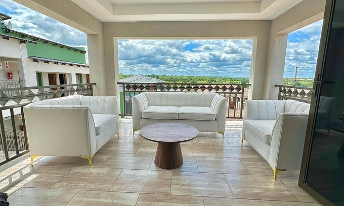 Bushbuckridge Hotel | Nyamankulu Guest Lodge