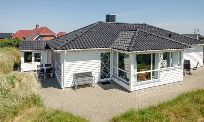 Lakolk House | "Nyssa" - 350m from the sea by Interhome