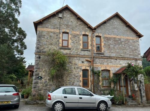 Liverton House | Oaklands