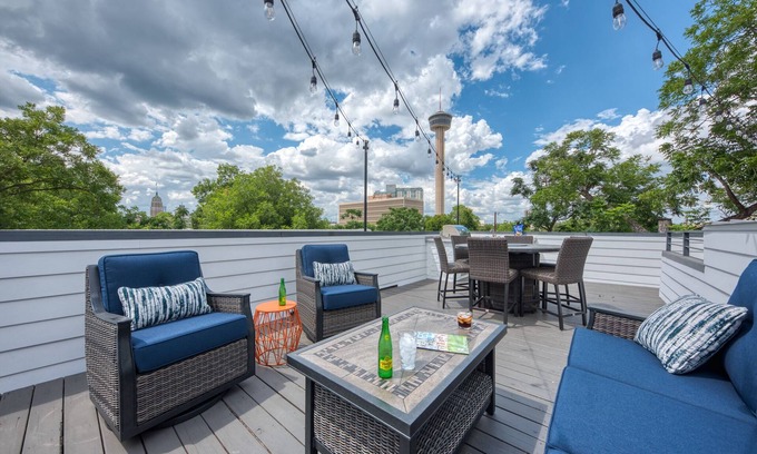 Southtown House | Oasis in Lavaca | 3 Bed, 3 Bath
