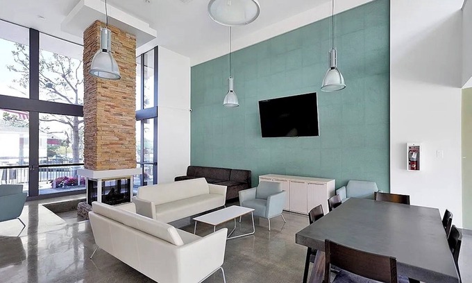 Park Estates Apartment | Oasis on PCH - Walk to VA Hospital or CSULB in Long Beach!
