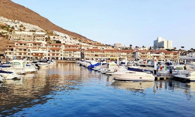 Los Gigantes Apartment | Ocean View-2 Bed-Sleeps 4-Marina