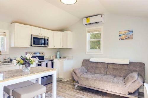 Fellowship House | Ocala Tiny Home on 10-Acre Farm Near WEC!