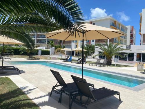 Maho Apartment | Ocean&airport view condo with pool&gym in Maho, walk to Maho Beach and Mullet Bay