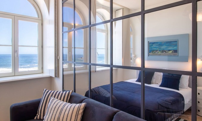 Foz do Douro Apartment | Ocean Bliss by LovelyStay