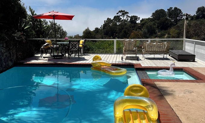 Muirlands West House | Ocean Breeze Heaven Pool House in La Jolla
