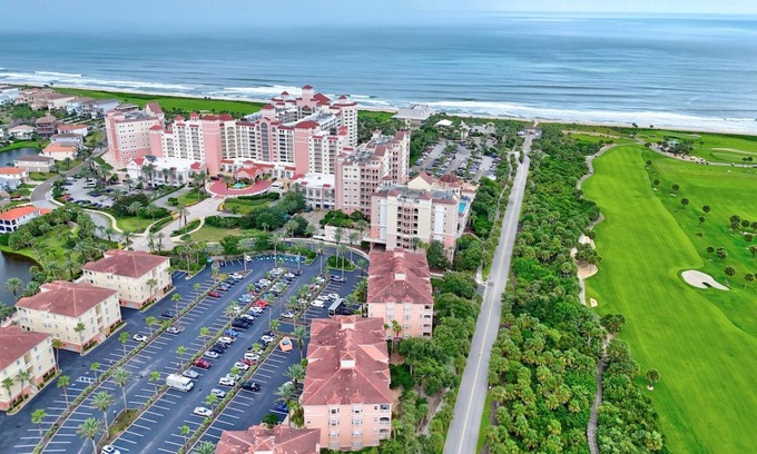Palm Coast Condo | Ocean Crest Condo | 3 Bedroom in Hammock Beach | Close to Sand & Surf | Dog Friendly