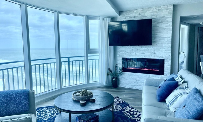 Daytona Beach Shores Condo | 🏖 Ocean Front 21st Floor Vacation Paradise!