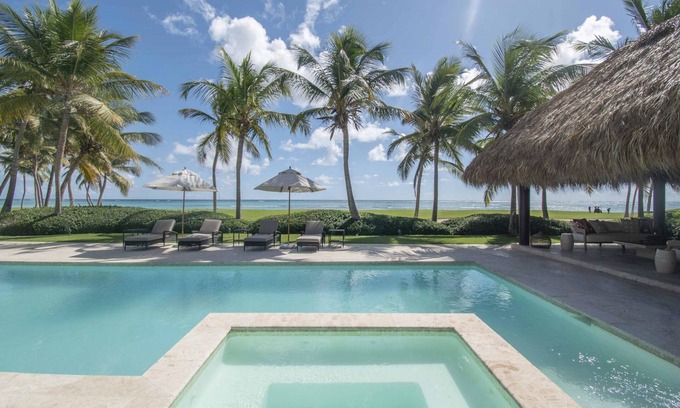 Punta Cana Villa | Ocean Front Luxury Villa in Golf and Beach Resort