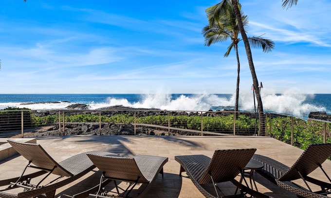 Kailua-Kona House | 🏖️Ocean Front | Private Pool & Lanai | Island Comfort!