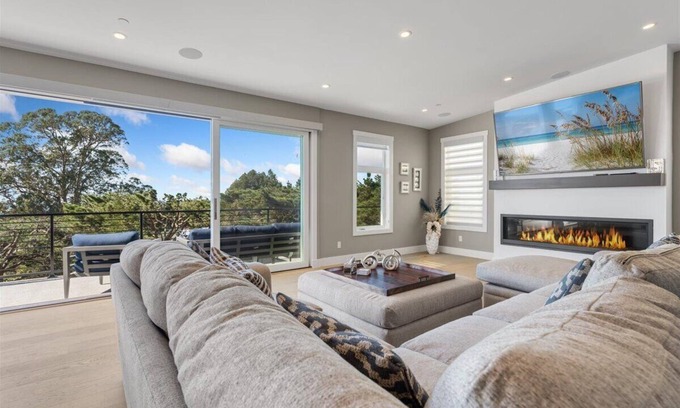 Rio del Mar House | Ocean view, Brand new 3000 sq-ft modern home