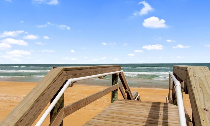 Flagler Beach Condo | Ocean View Manor with Tranquil Sunrise Views
