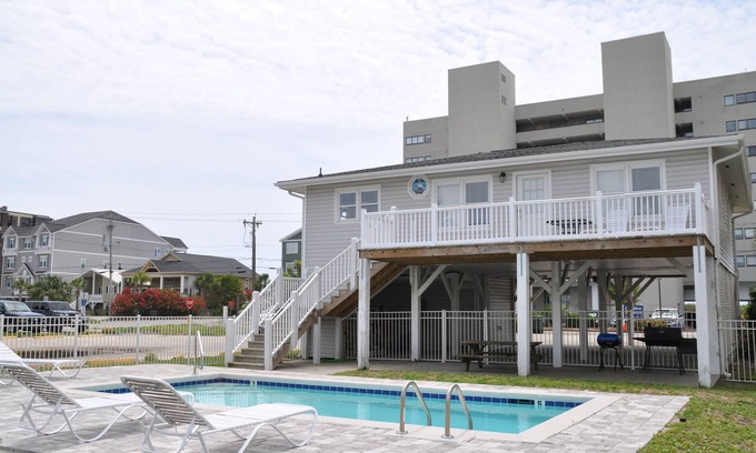 North Myrtle Beach House | Ocean view, Pet Friendly house with private swimming pool! Sleeps 10.