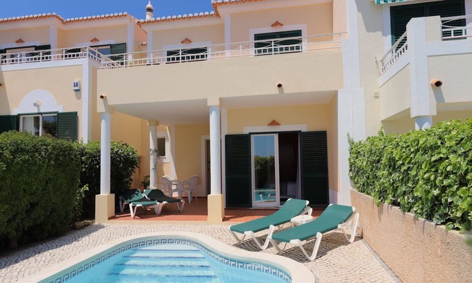 Luz Villa | Ocean view villa with Private pool, AC, free parking, wifi & steps to beach