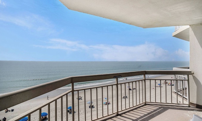 Garden City Condo | Oceanfront 2bed/2bath-Water's Edge Resort-511 Indoor/Outdoor Pool & Hot Tub