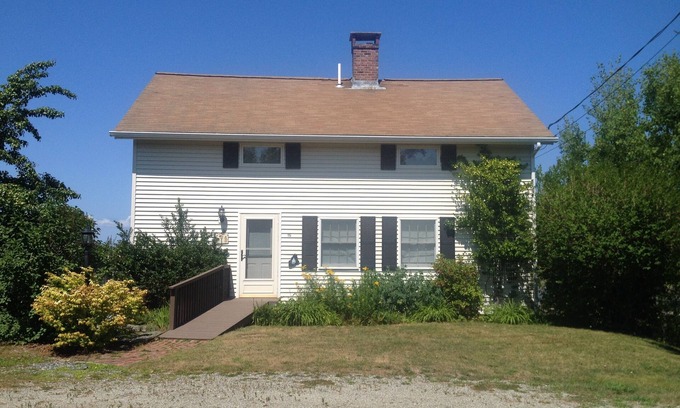 Bass Harbor House | Oceanfront Cottage 1.3 miles to Bass Harbor Lighthouse on FREE shuttle route