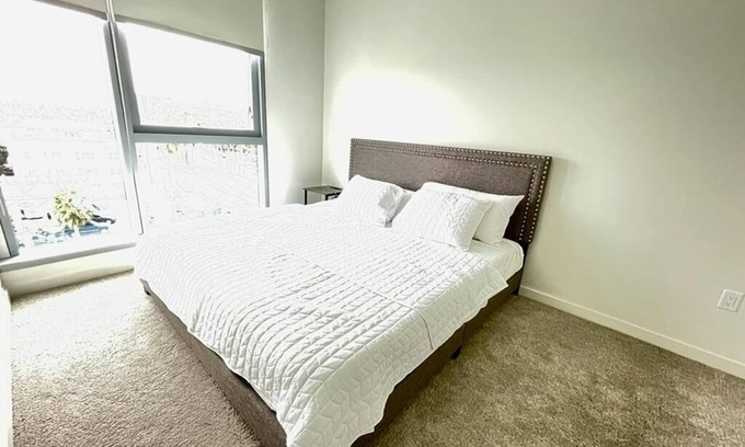 Harbor Condo | Oceanfront Modern Condo