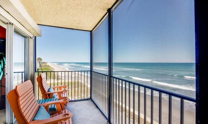 South Patrick Shores Apartment | Oceanfront Oasis - 2BR/2BA direct oceanfront!