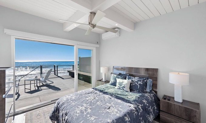 San Clemente House | Oceanfront Retreat: 2BR Home with Private Beach Access, Firepit & BBQ