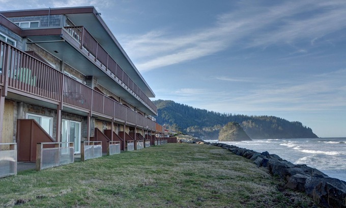Neskowin Condo | Oceanfront Views and easy beach access make this the perfect coastal getaway!