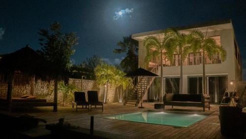 Belnem Villa | OCEANFRONT VILLA WITH ACCES CARIBBEAN SEA