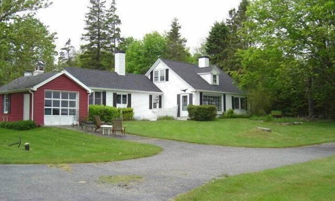 Seawall House | Oceanfront with all Acadia National Park next door.