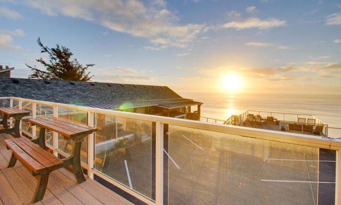 Oceanside Hotel | Oceanside Inn - All Units