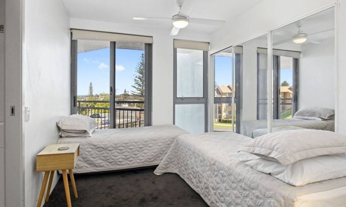 Bilinga Apartment | Oceanside Resort