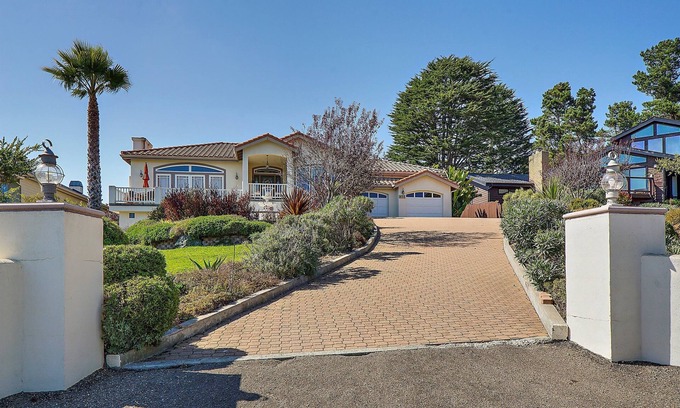 Marine Terrace House | Oceanview Gatsby House