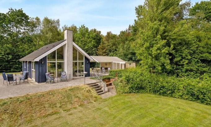 Aabybro House | "Ødger" - 150m to the fjord by Interhome
