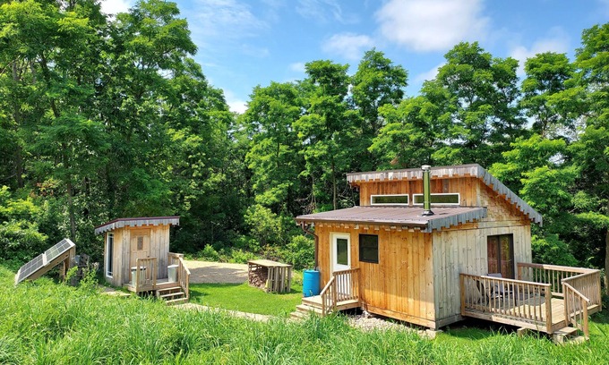 Soldiers Grove Cabin | Off-grid Cabin in the Heart of the Driftless