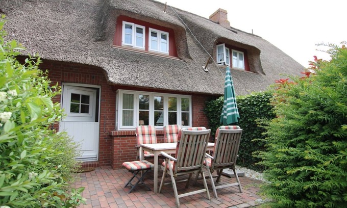 Wrixum Apartment | Ohl Dörp 22 Pastoratshof, Haus 3 - Ferienwohnung in Wrixum, mit 3- Zimmern auf 60m² im Reetdachhaus