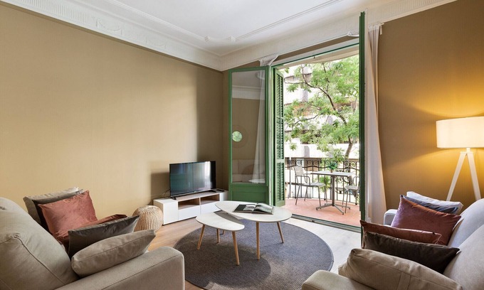 Sant Gervasi Apartment | Ola Living Diagonal B 4-2