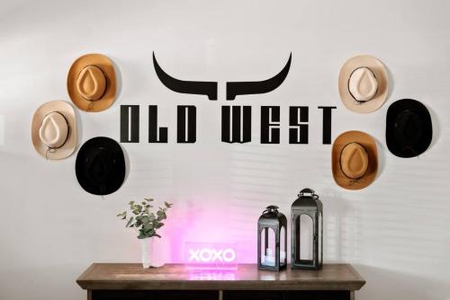 Papago Parkway House | Old West