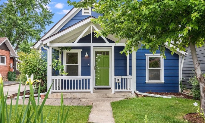 Arvada House | Olde Town Oasis: Pet-Friendly Luxury Just Two Blocks from Olde Town