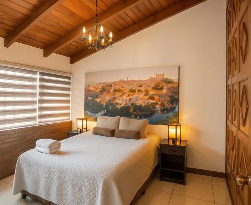 Zona 13 Hotel | Ole España