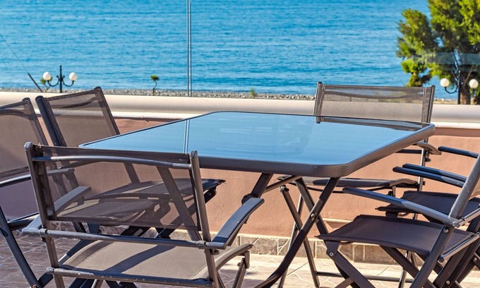 Maleme Hotel | Oliva Beach Studios & Apartments