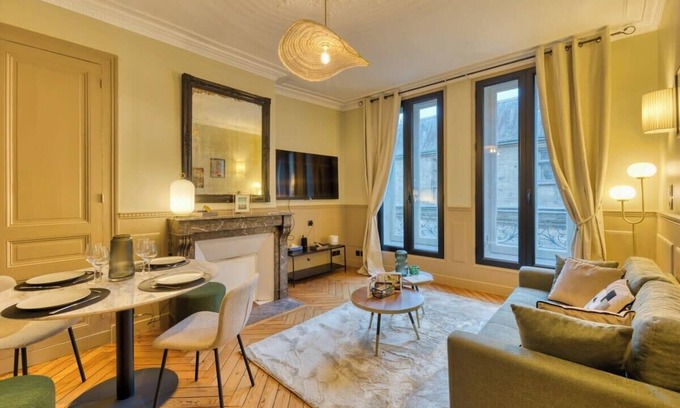 Rouen City Centre Apartment | Olivier : Élégance au Cœur de Rouen