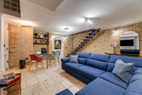 Rione VI Parione Apartment | Oliviero - Piazza Navona Apartment