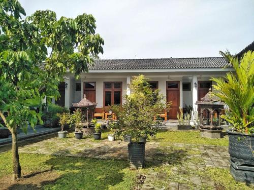 Prambanan Hotel | Omah Keniten Yogyakarta