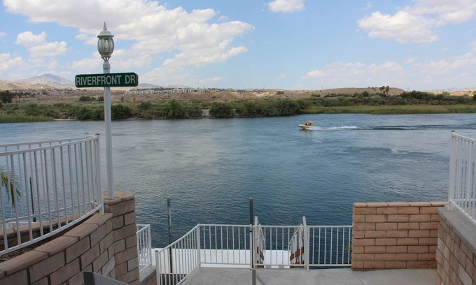 Holiday Shores House | On River Time!