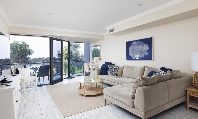 Boat Harbour Apartment | On the Beach Getaway