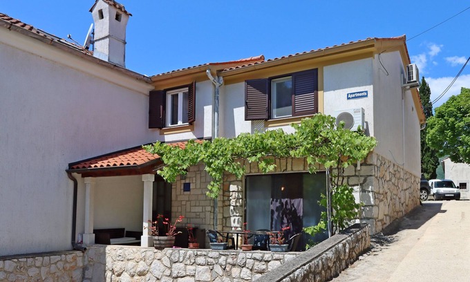 Brsec Apartment | One bedroom apartment with terrace Brseč, Opatija (A-7755-b)