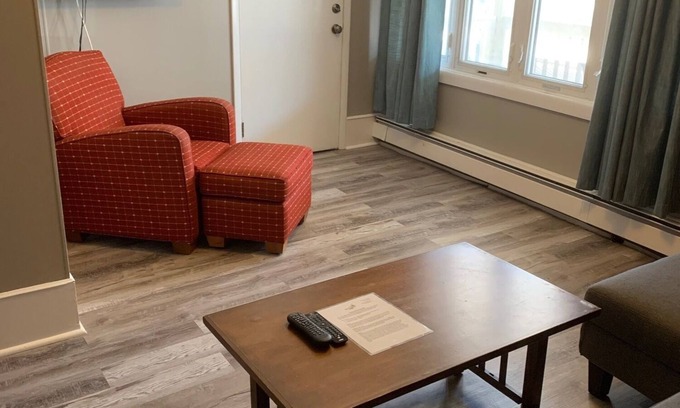 St. Leonard's Tract Apartment | One Bedroom Apartment 250 feet to the boardwalk and beach!