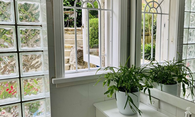 Cremorne Apartment | One-Bedroom Apartment in Cremorne - YNG09