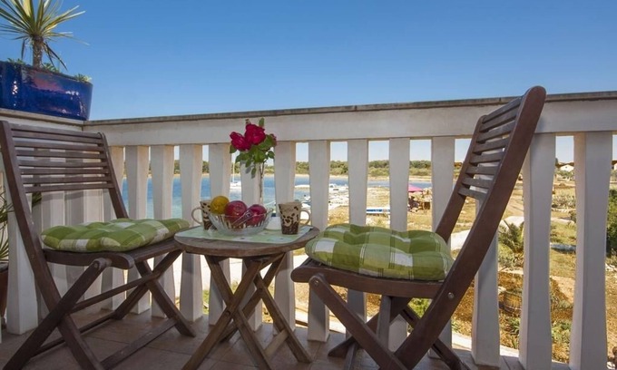 Krapanj Apartment | One bedroom apartment near beach Krapanj, Šibenik (A-18004-b)