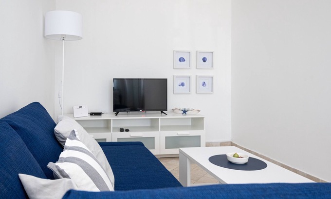 Mandre Apartment | One bedroom apartment near beach Mandre, Pag (A-4092-g)