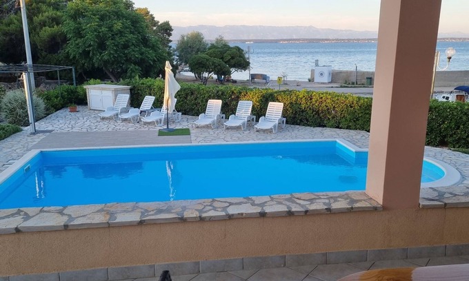 Batalaza Apartment | One bedroom apartment near beach Ugljan (A-829-a)